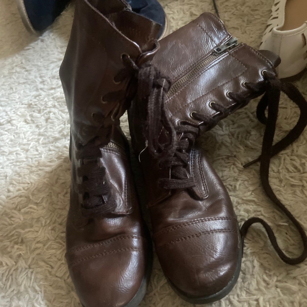 Brown boots